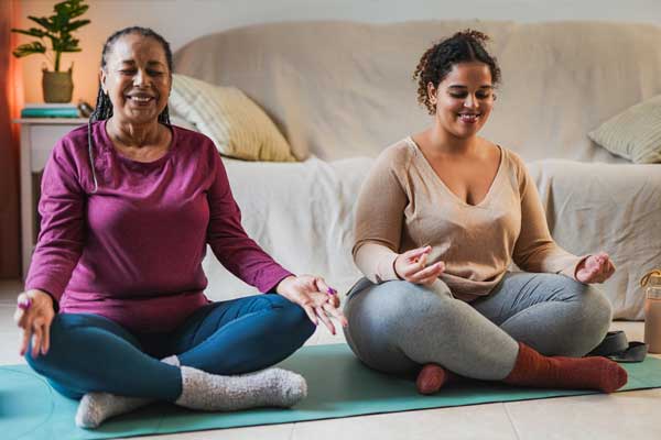 yoga-mother-daughter